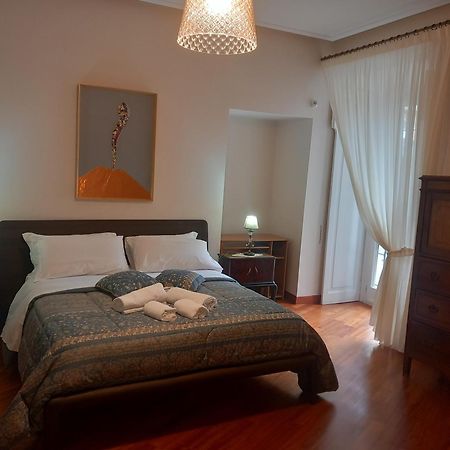 B&B Da Paola Napoli Esterno foto